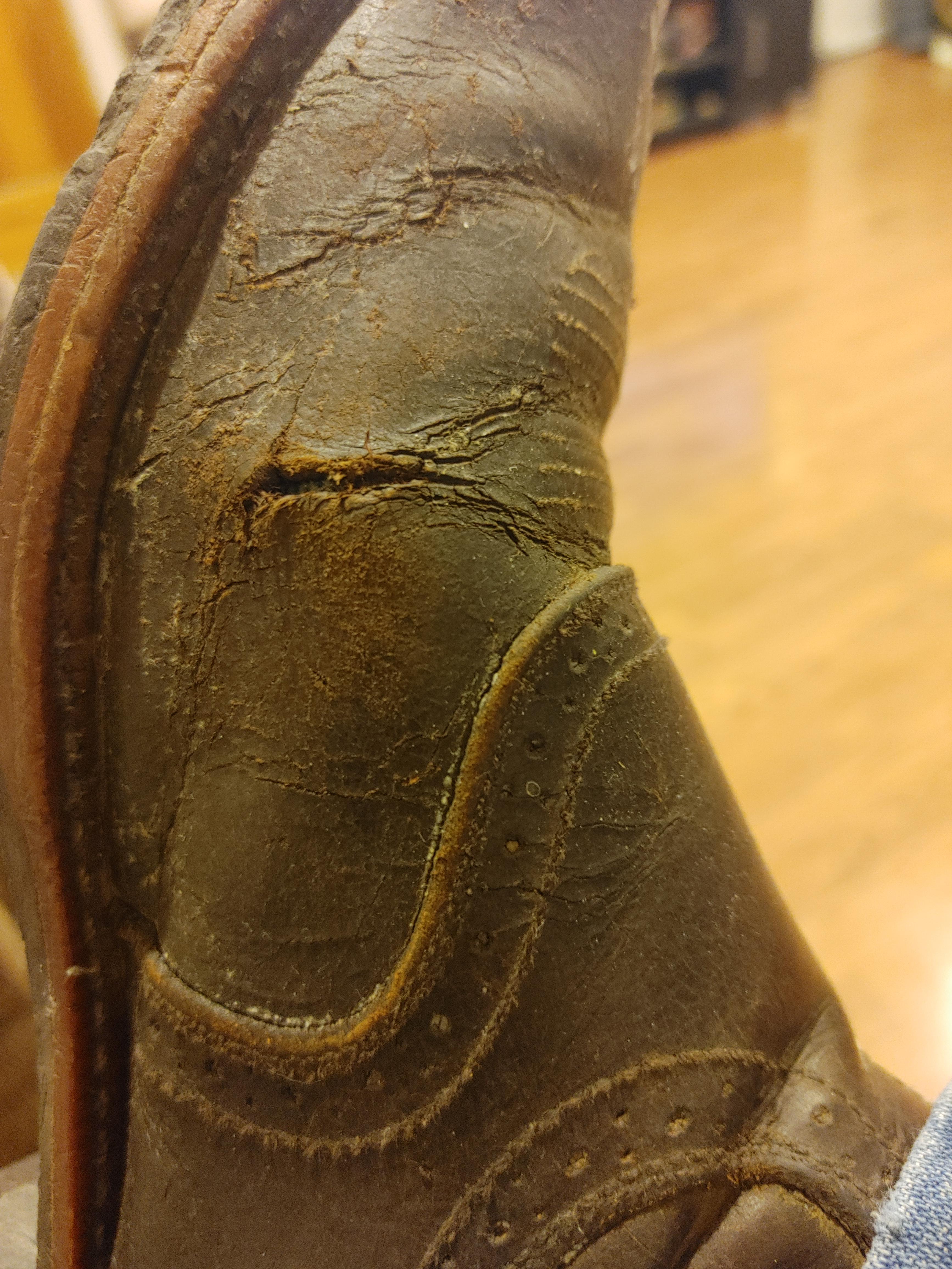 how to fix cracked leather shoes