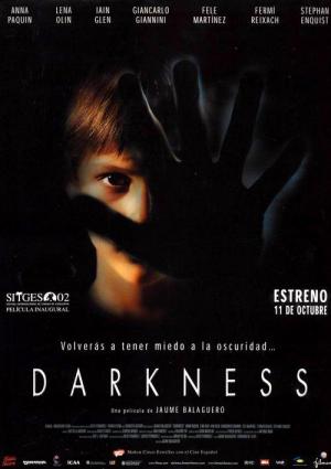 in darkness reparto