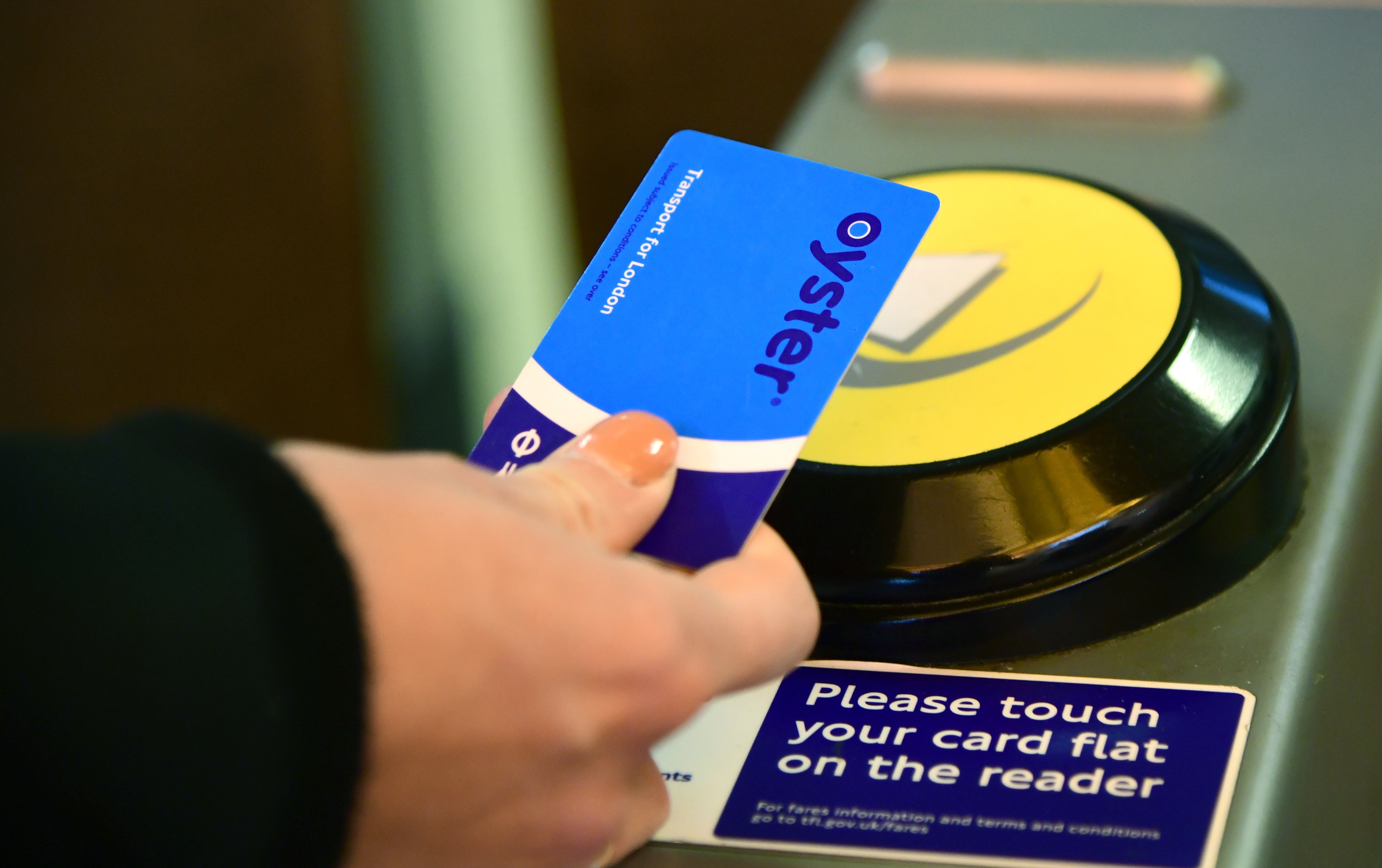 oyster card heathrow to london