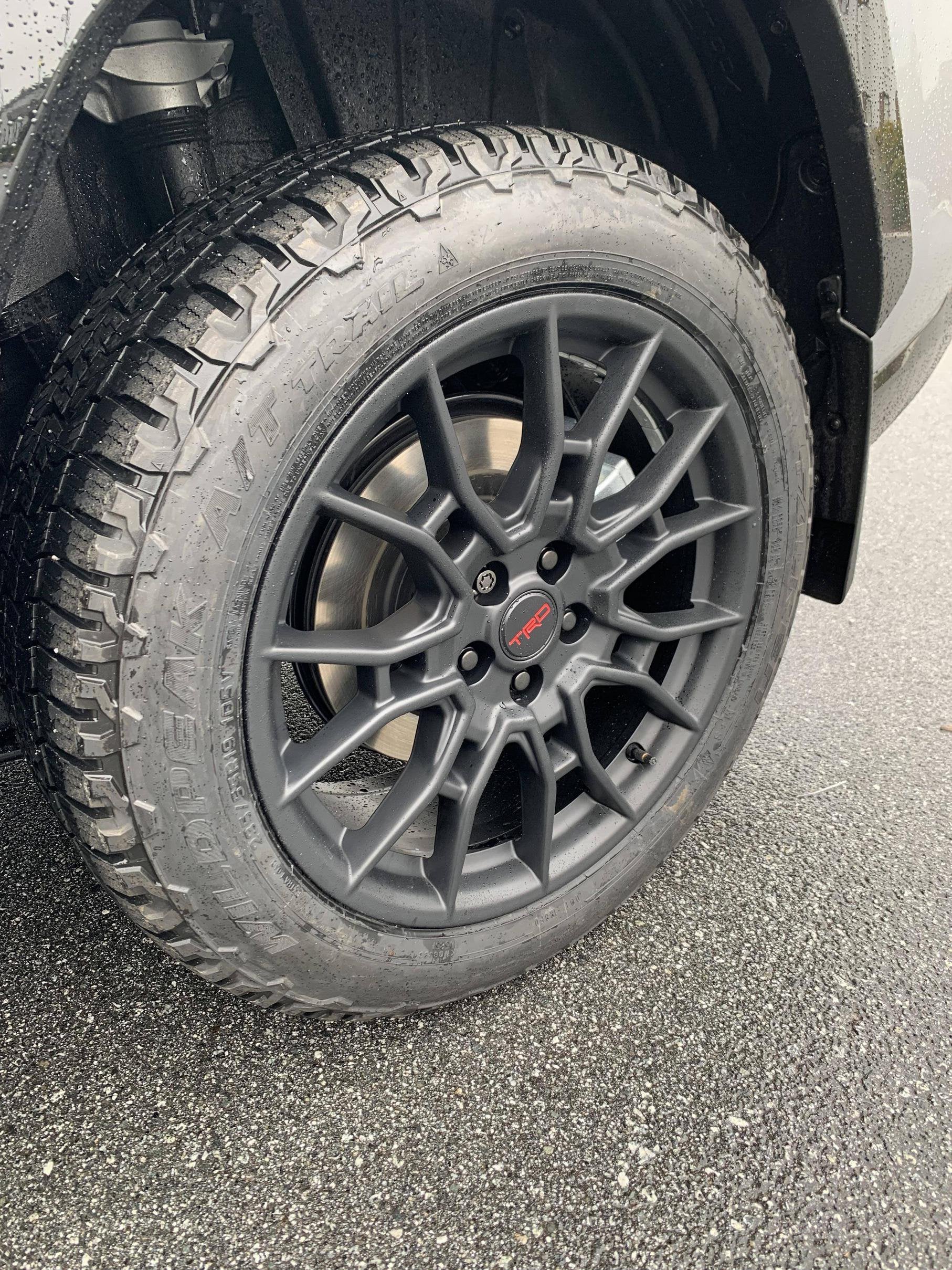 rav4 2023 tire size