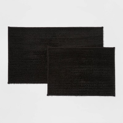 black bath rug