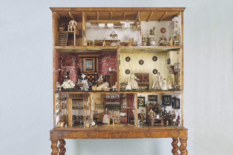 doll house antique