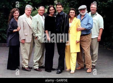 cast of heartbeat tv series