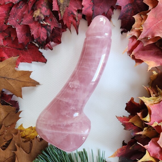 rose quartz dildo