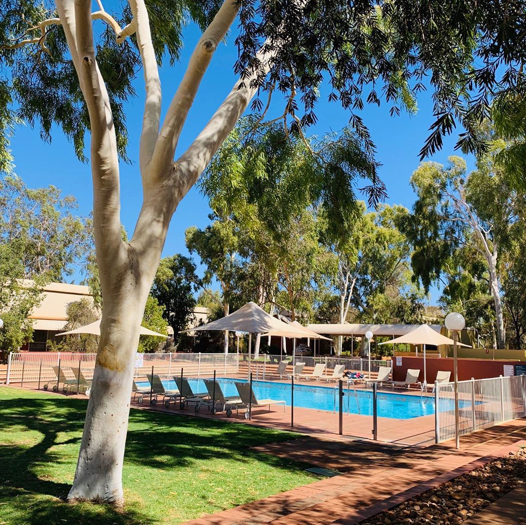 desert gardens hotel ayers rock resort