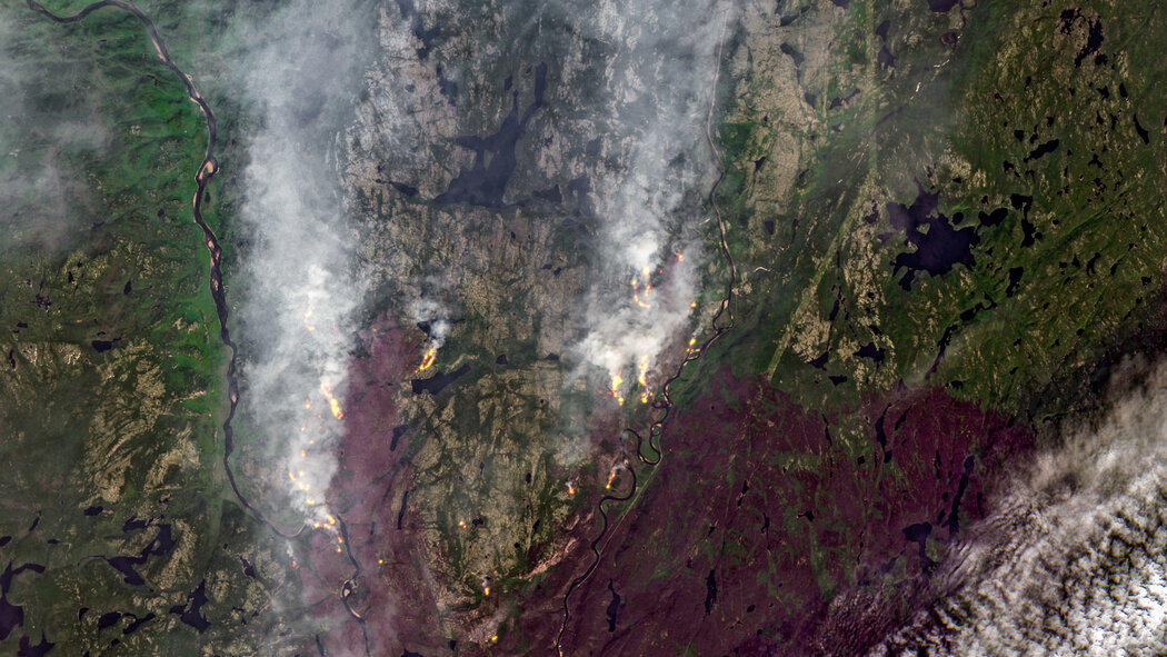 satellite images of wildfires in canada