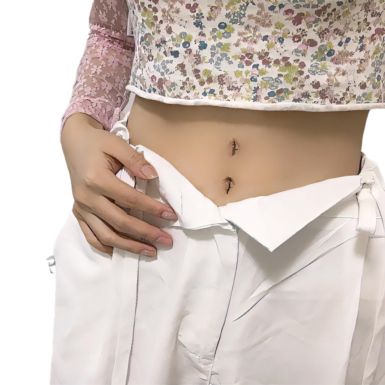 fake belly button trend