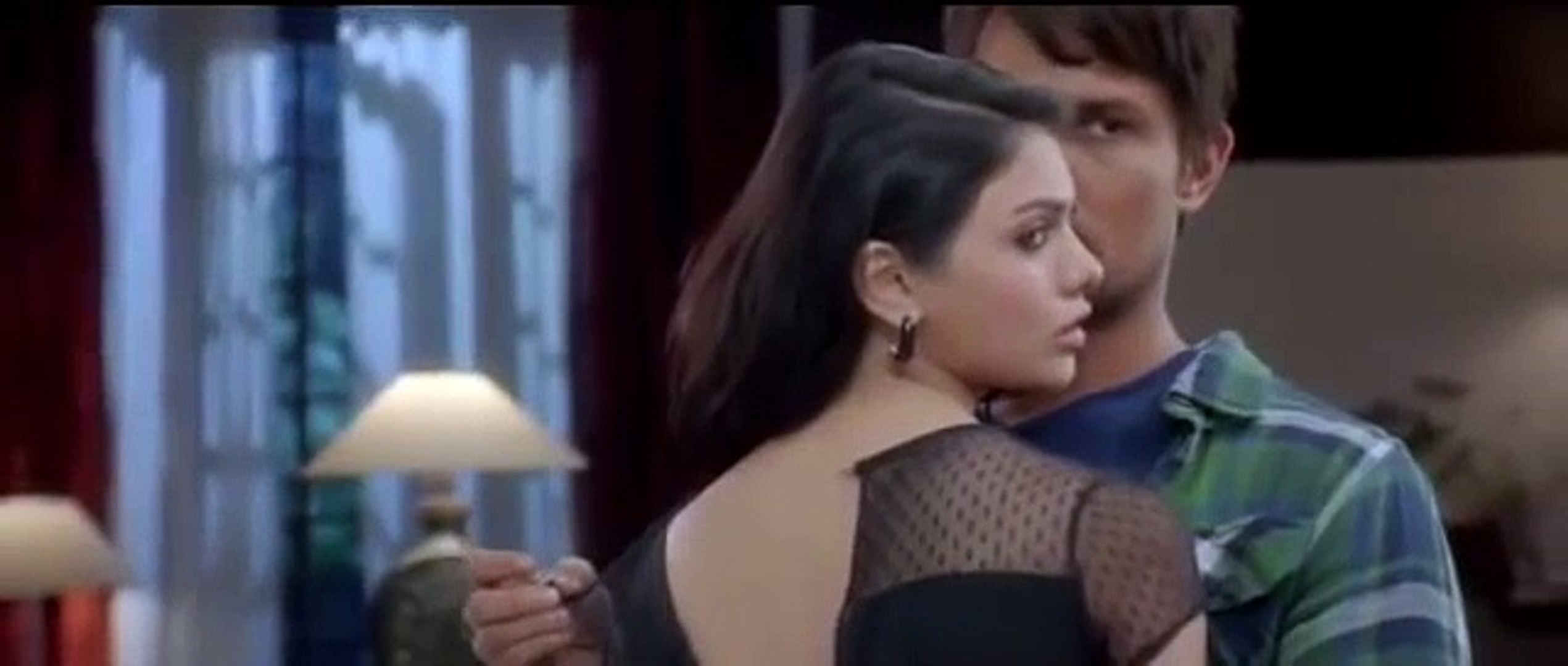 hot bollywood actress hot scene