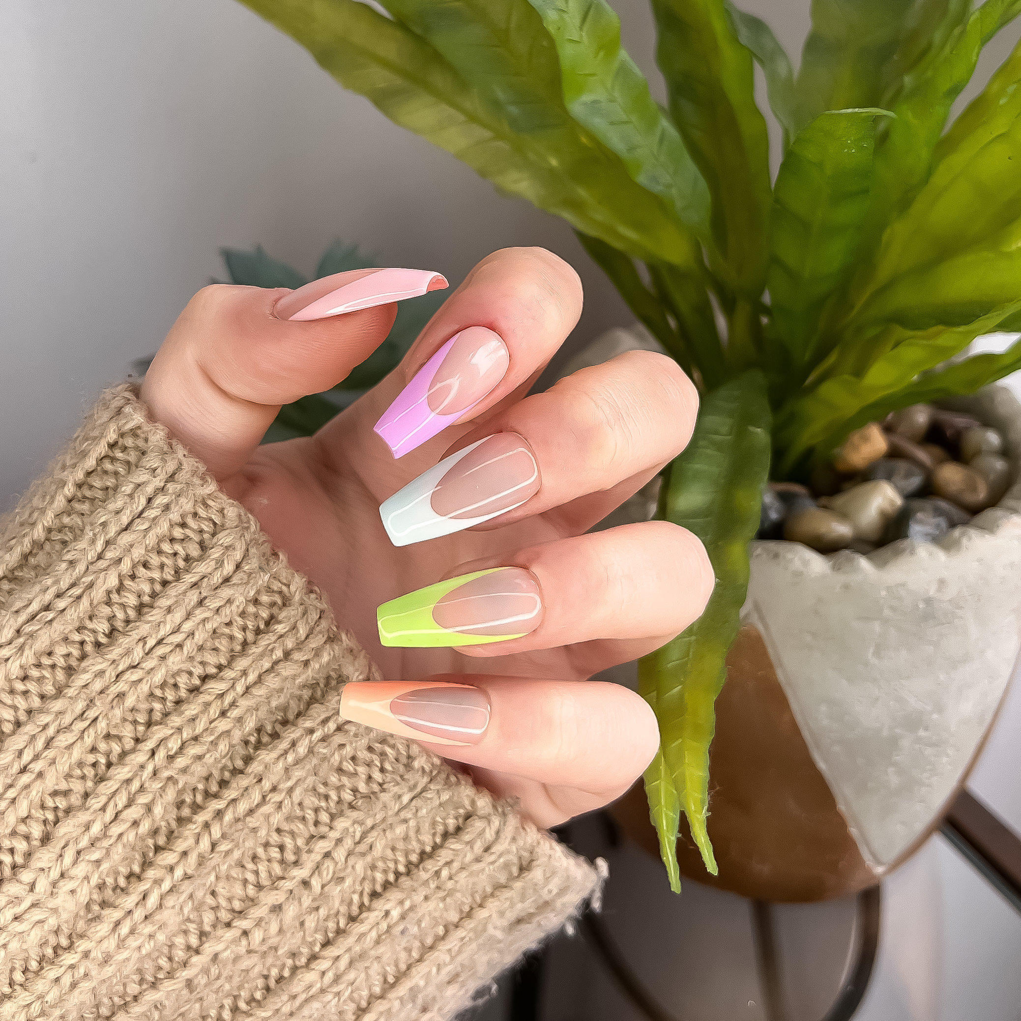 pastel french tips