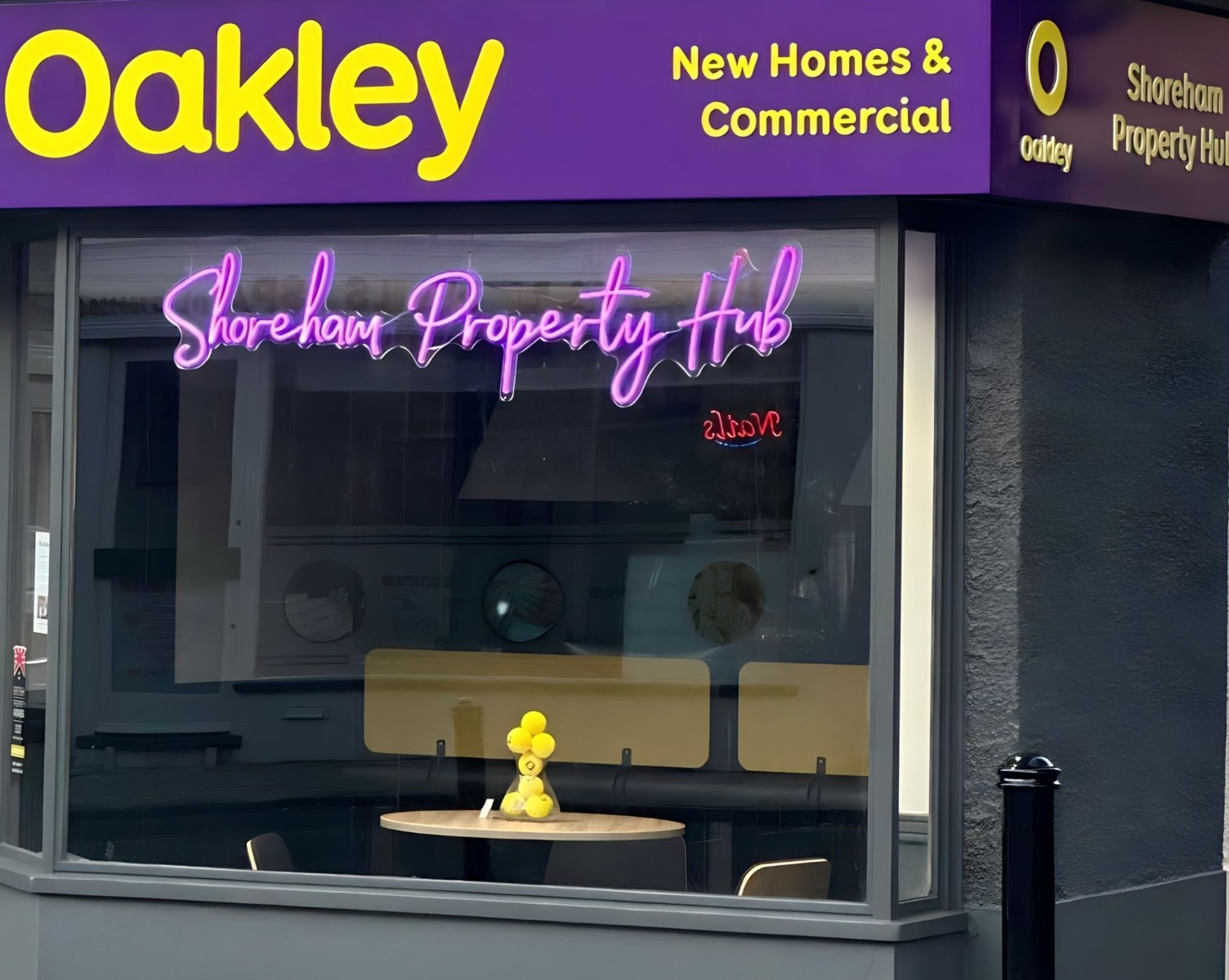 oakley estate agents