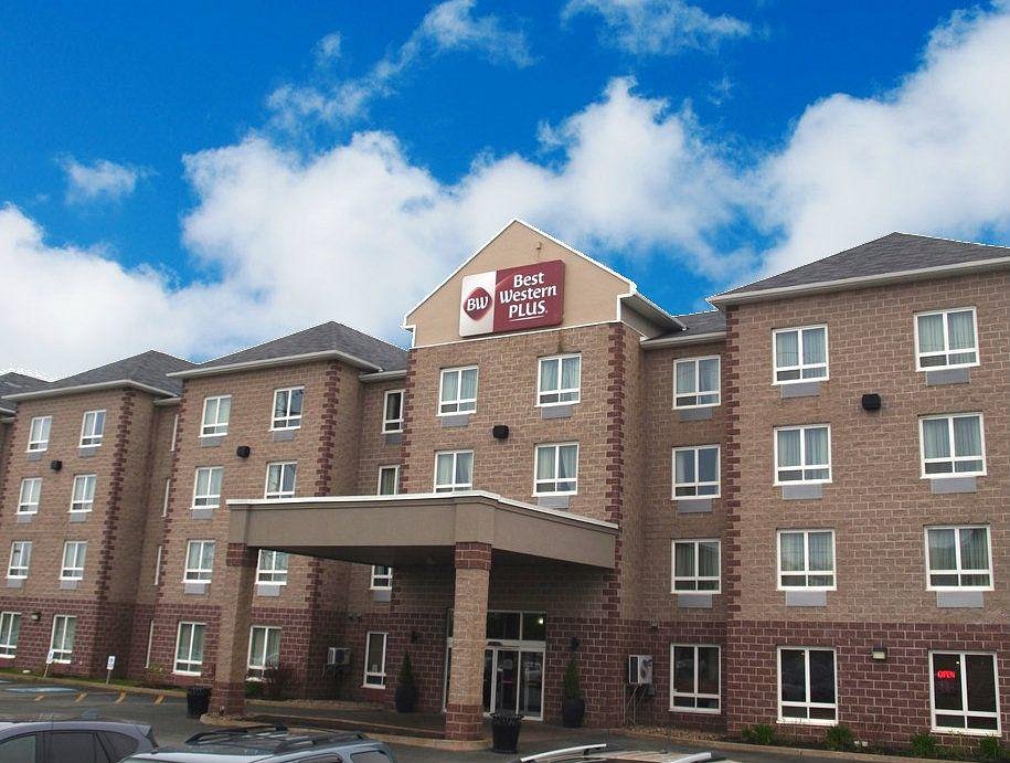 hotels in halifax dartmouth area