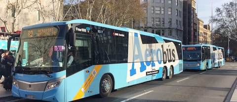 cuanto tarda el aerobus barcelona