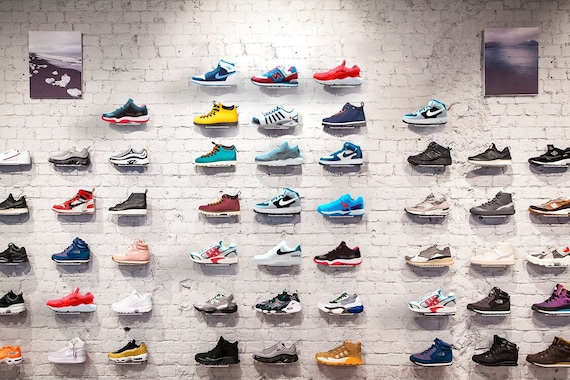 floating shoe shelves