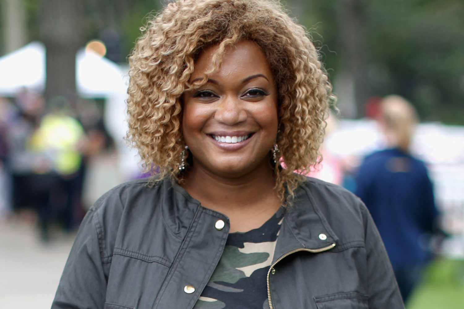 sunny anderson net worth