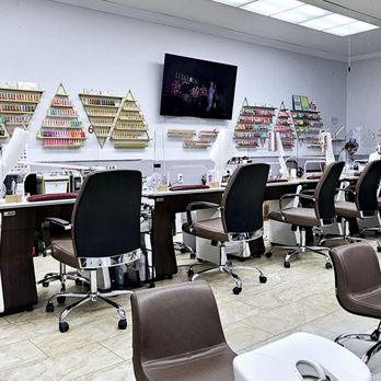 royal nails modesto