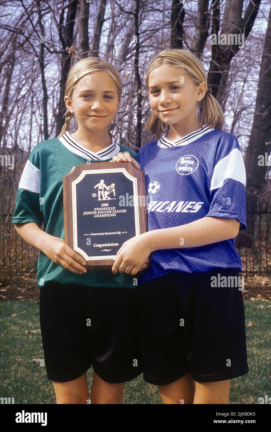 mary kate and ashley olsen switching goals