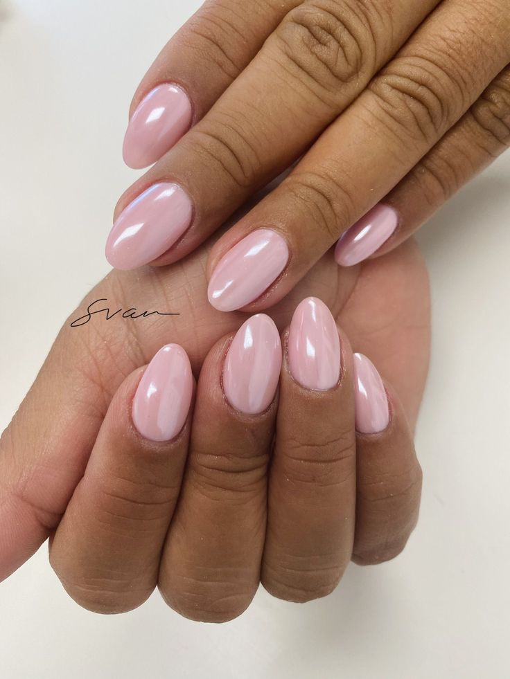 pink pearl nails