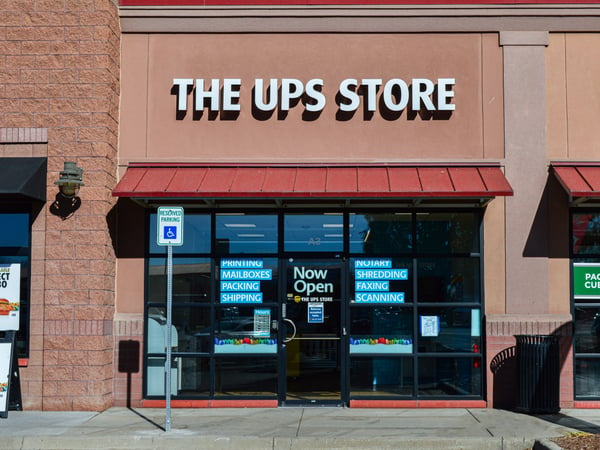 ups commerce city colorado phone number