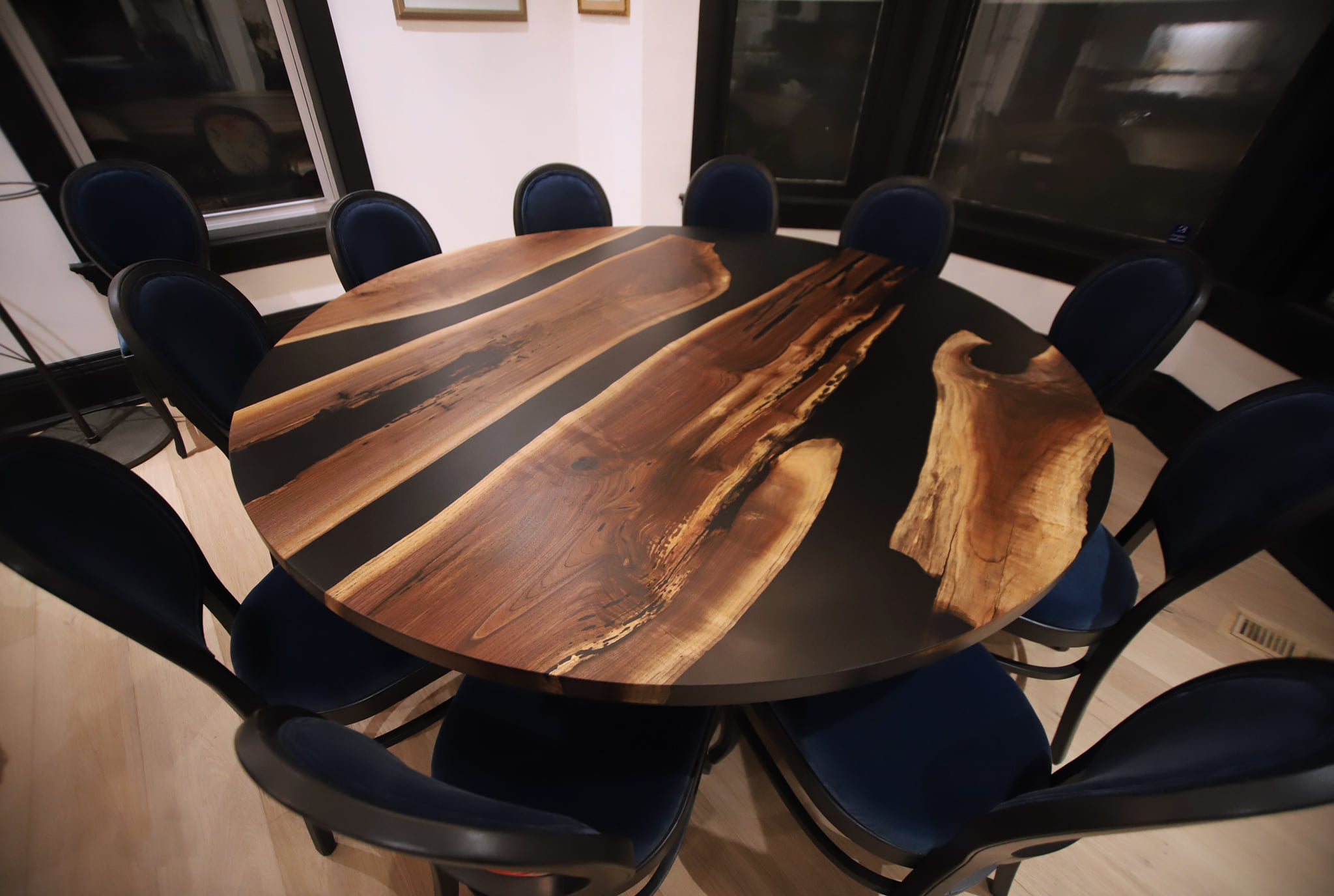 resin dining table round