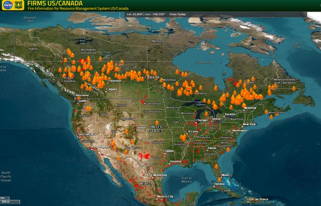 canada fires smoke map