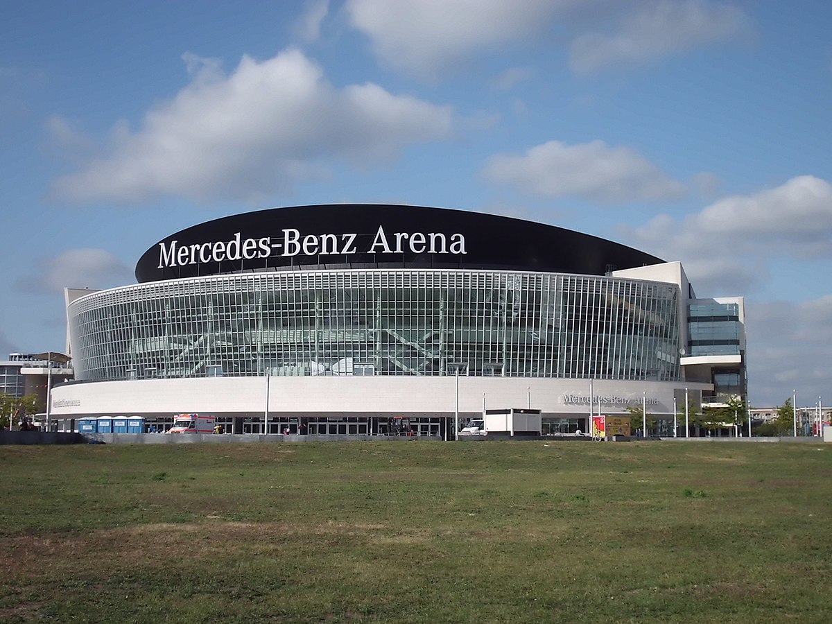 estadio mercedes benz arena berlin