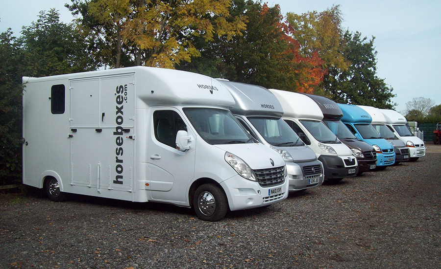 used horsebox dealers