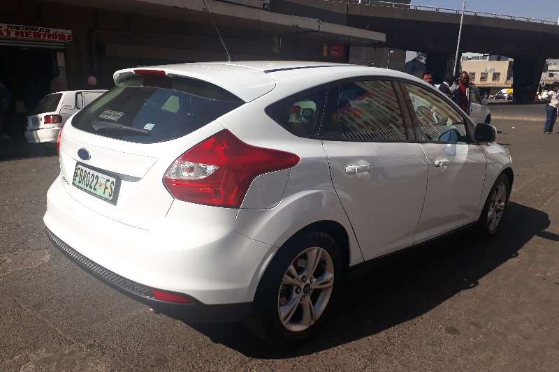 ford focus 1.6 2012