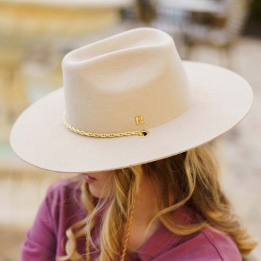 beige cowgirl hat