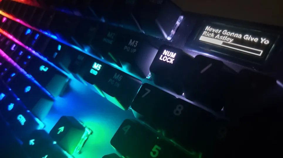 apex pro tkl gifs