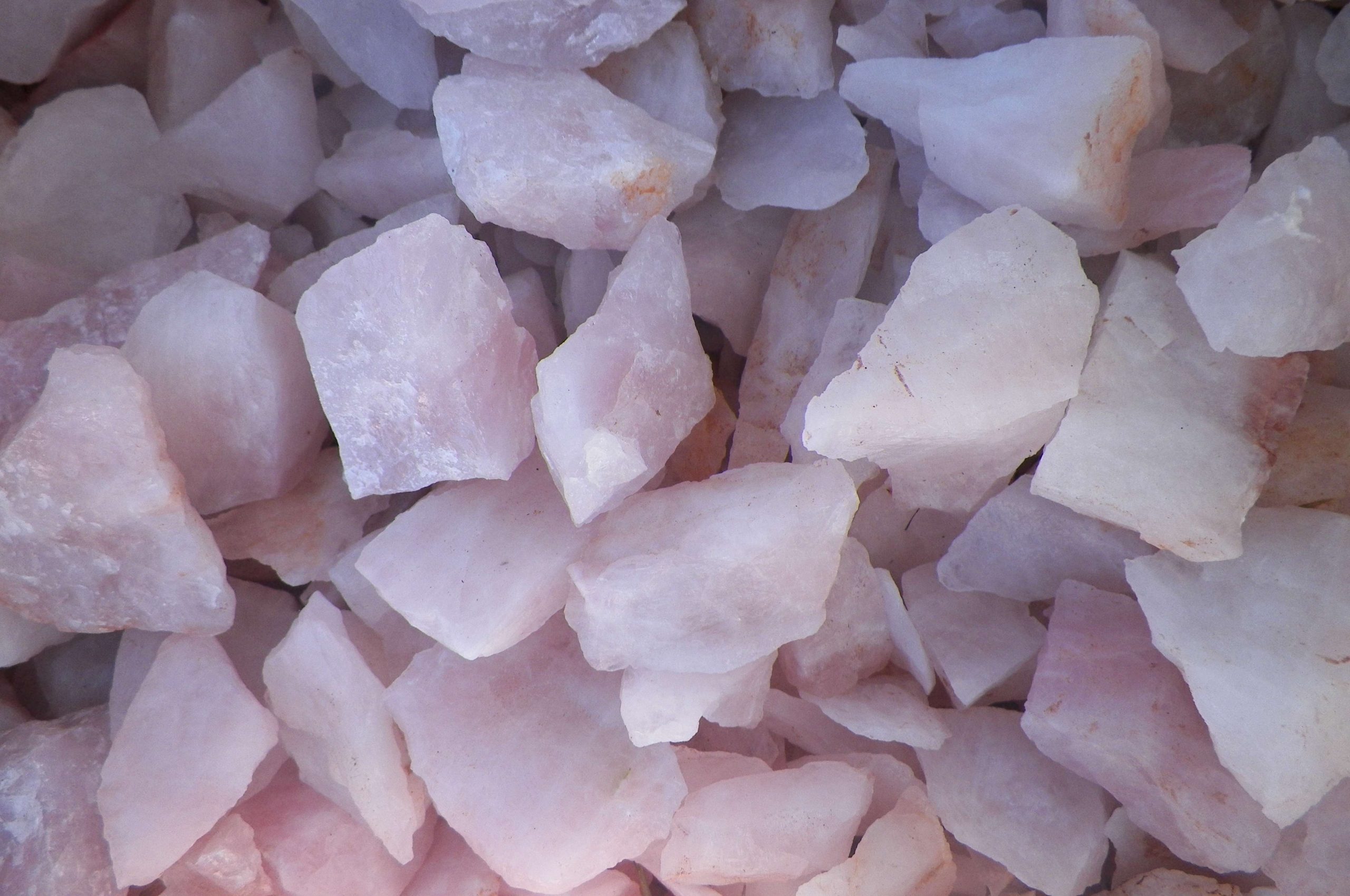 rose quartz price per kg