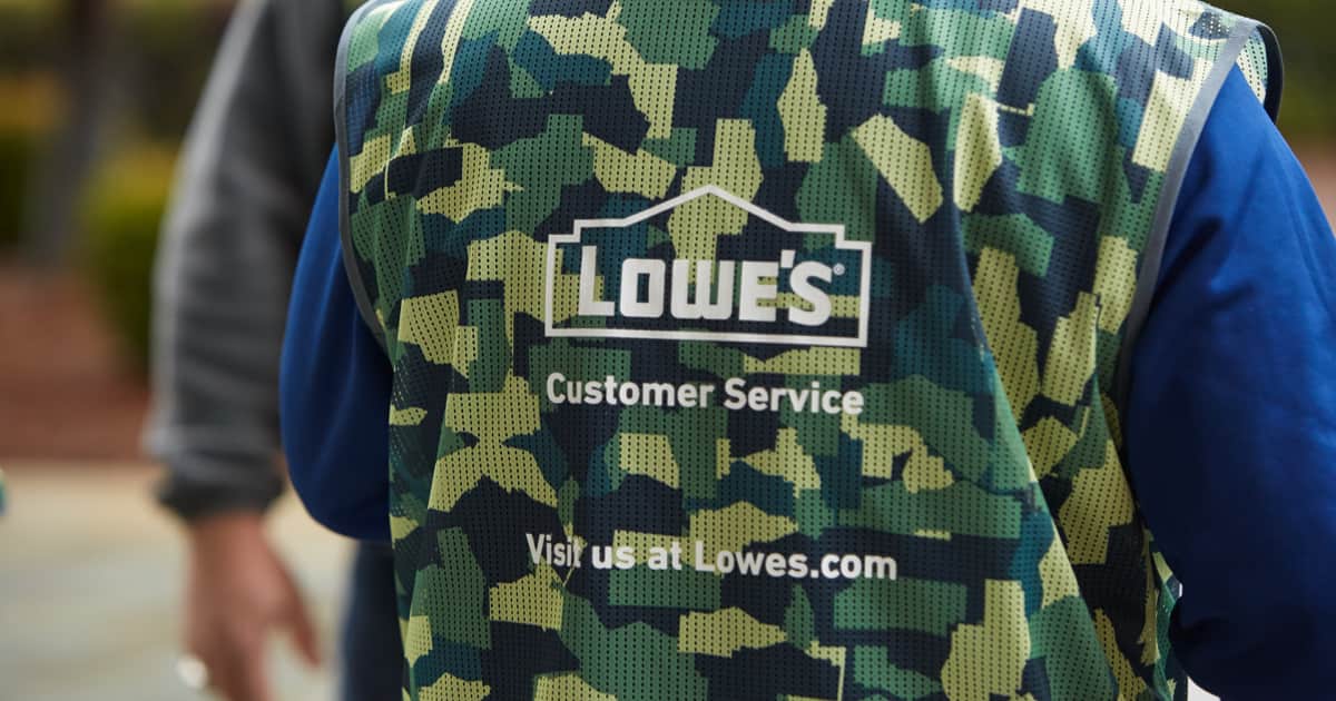 does lowes give veterans discount