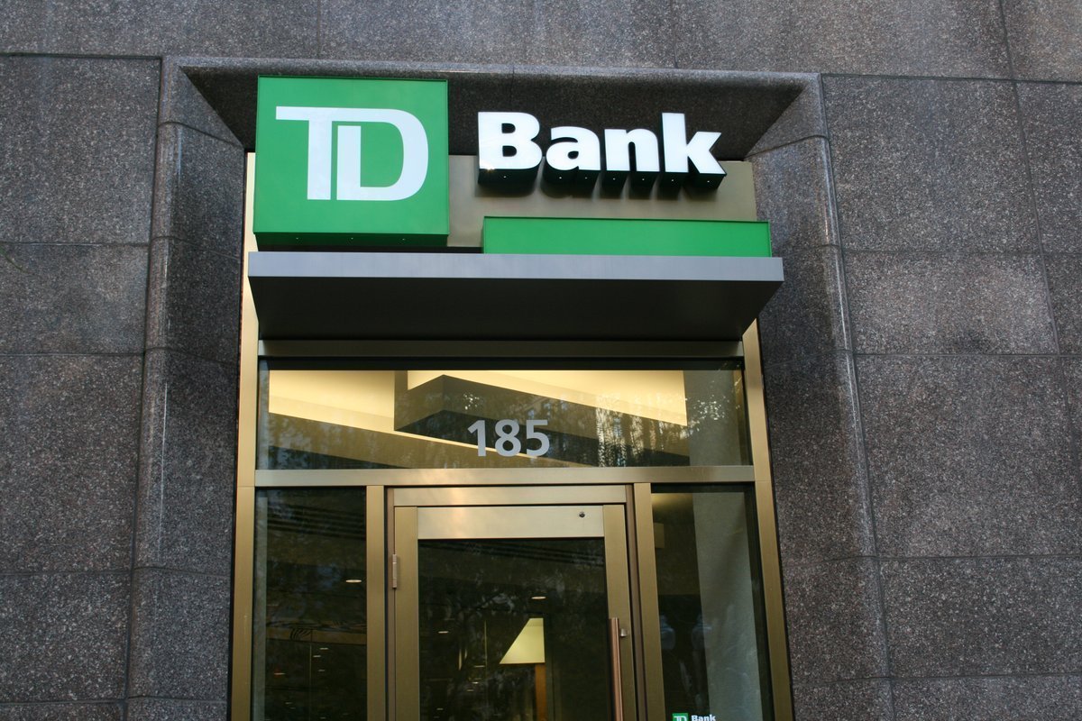 td bank east hills