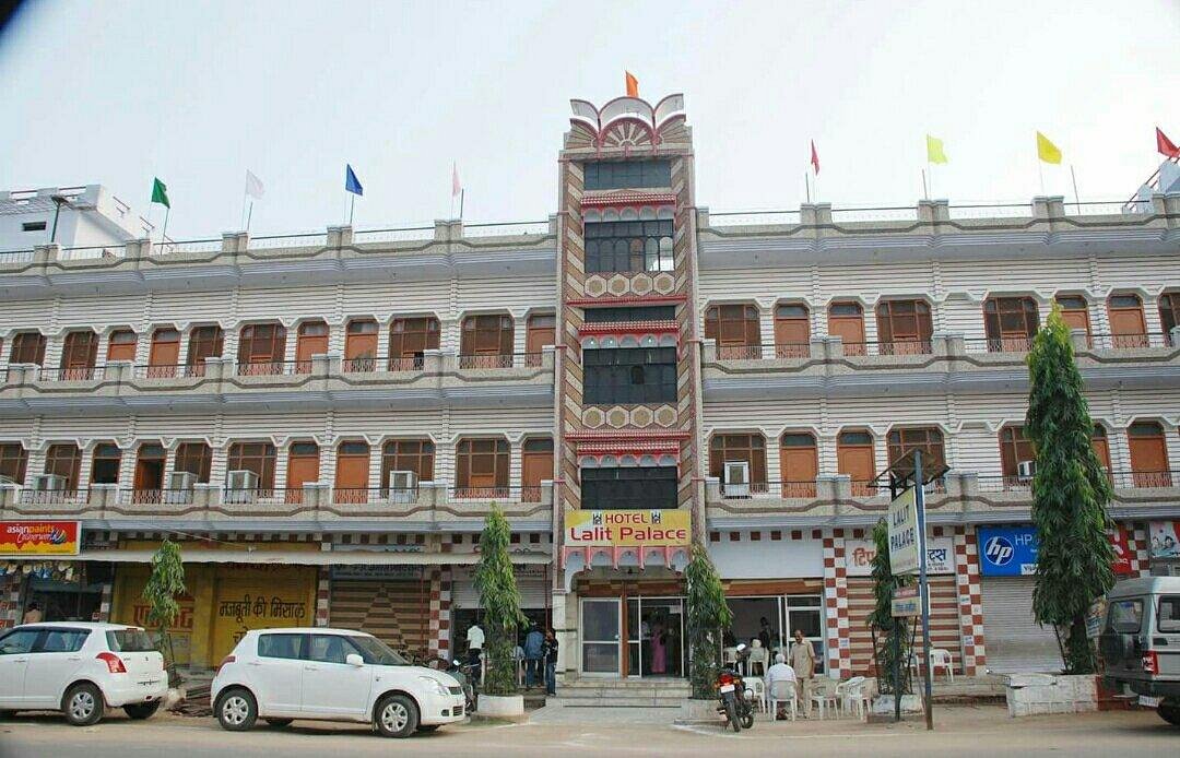 best hotel in lalitpur up