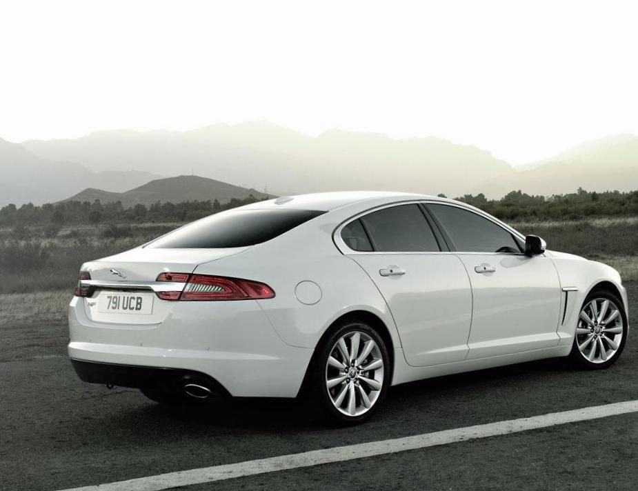 jaguar xf photo gallery