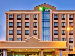 holiday inn express lax