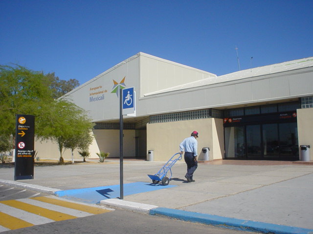 aeropuerto mexicali salidas