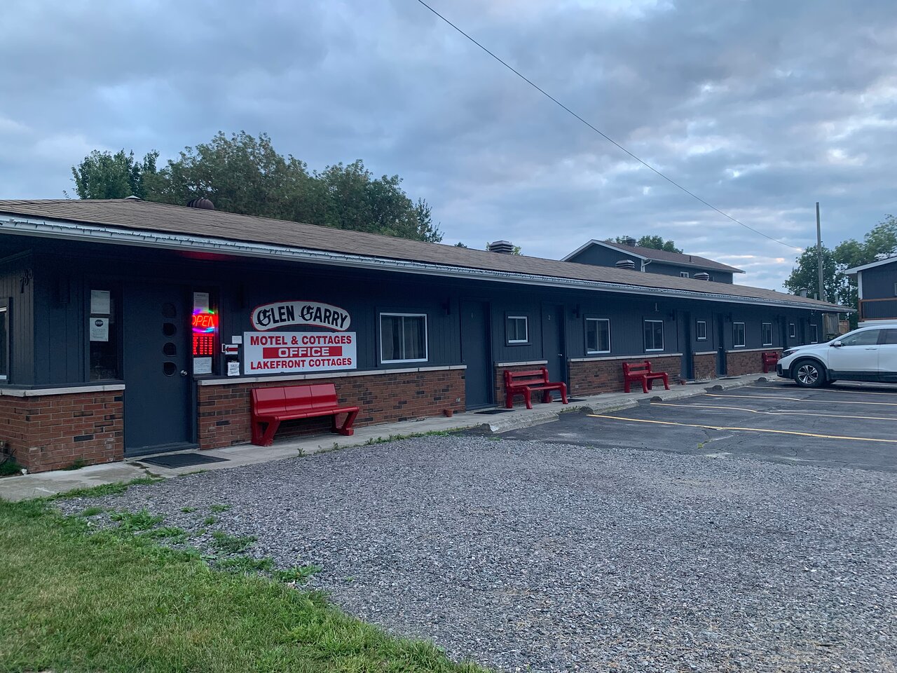 glengarry motel and cottages