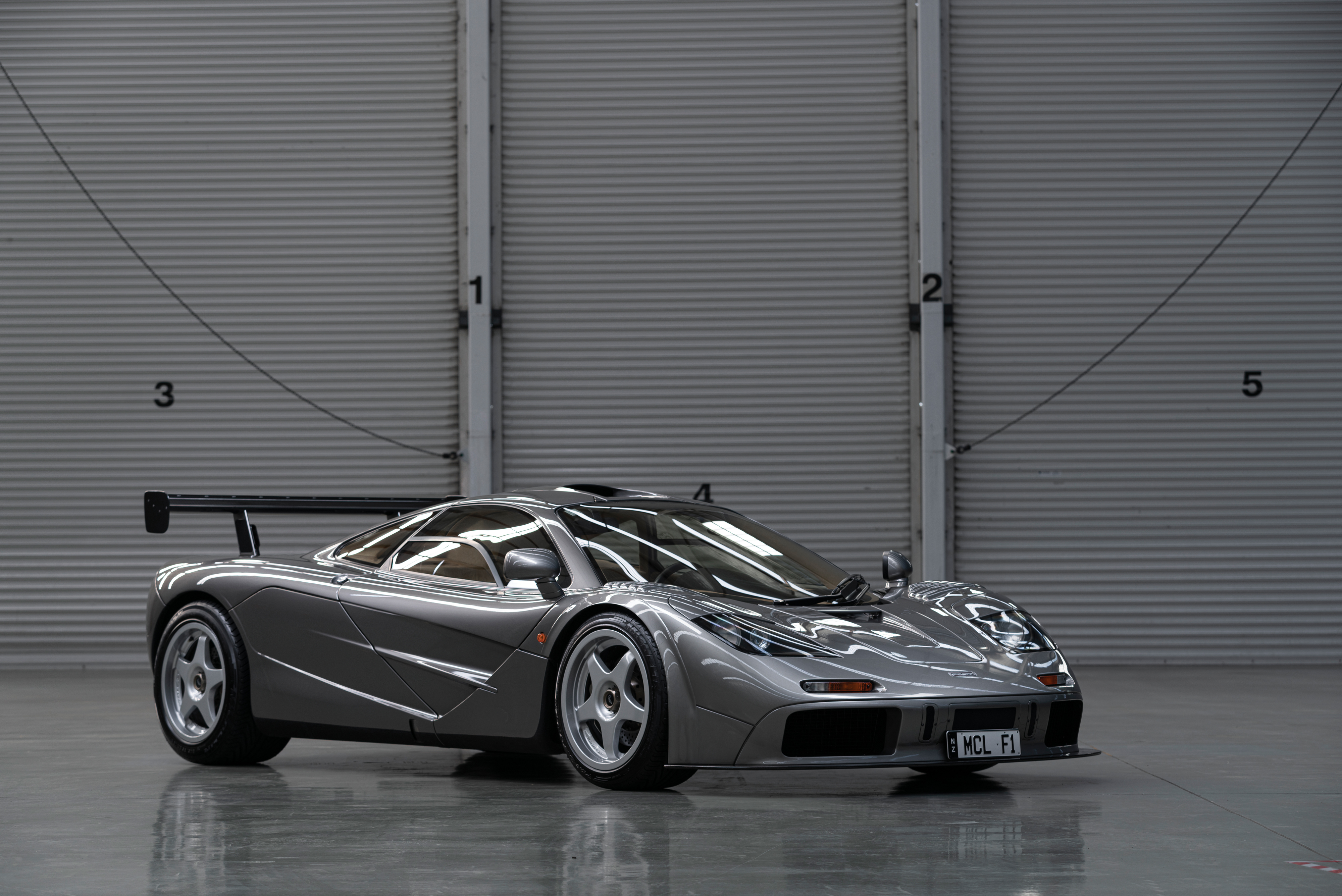 mclaren f1 sports car price