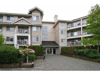 pet friendly rentals langley bc