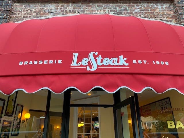 brasserie le steak larchmont