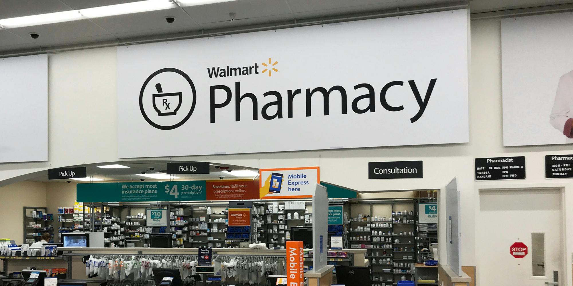 walmart pharmacy closing at 7