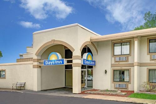 days inn bloomington mn