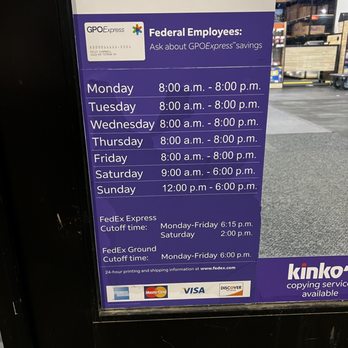 fedex store hours