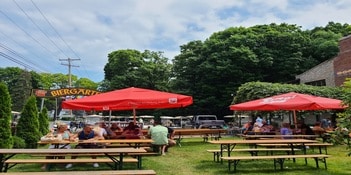 biergarten at the boathouse put-in-bay photos