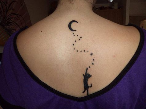 luna silueta tatuajes de gatos