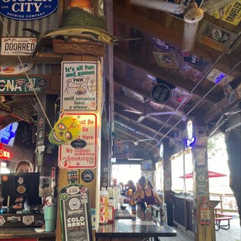 the red door saloon destin reviews