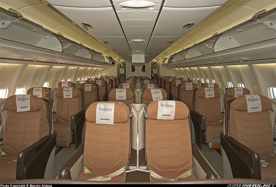 airbus industrie a340 500 iberia interior