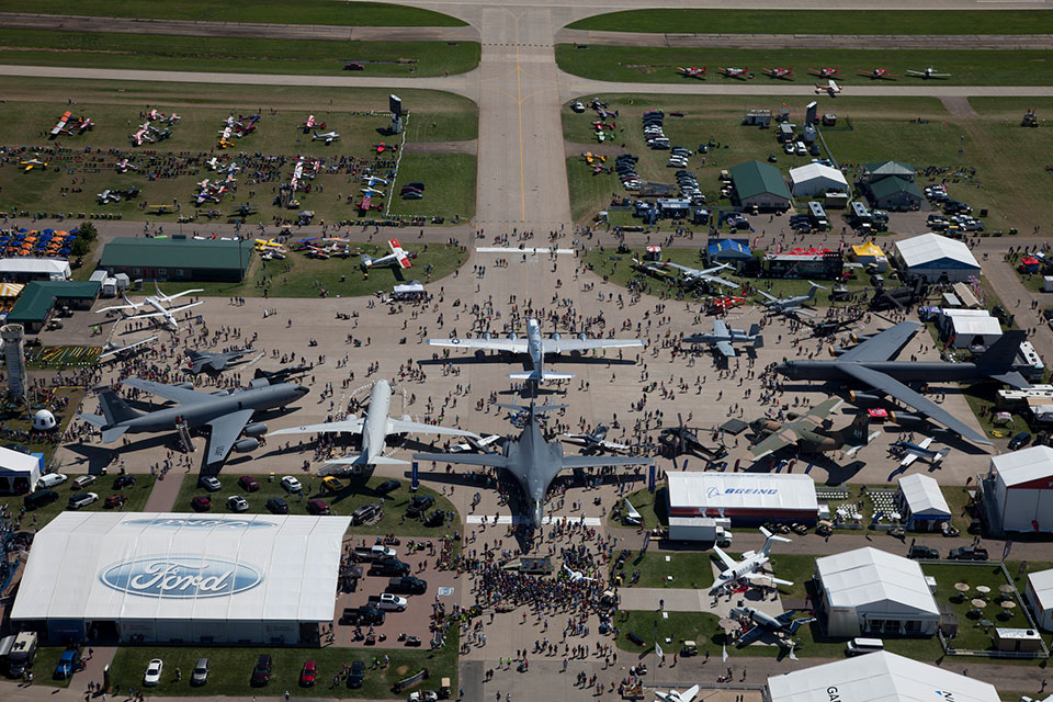 airshow in wisconsin