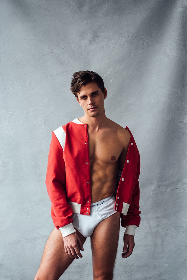 antoni porowski naked