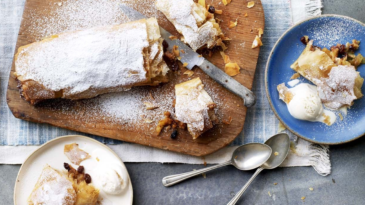 apple strudel recipe bbc